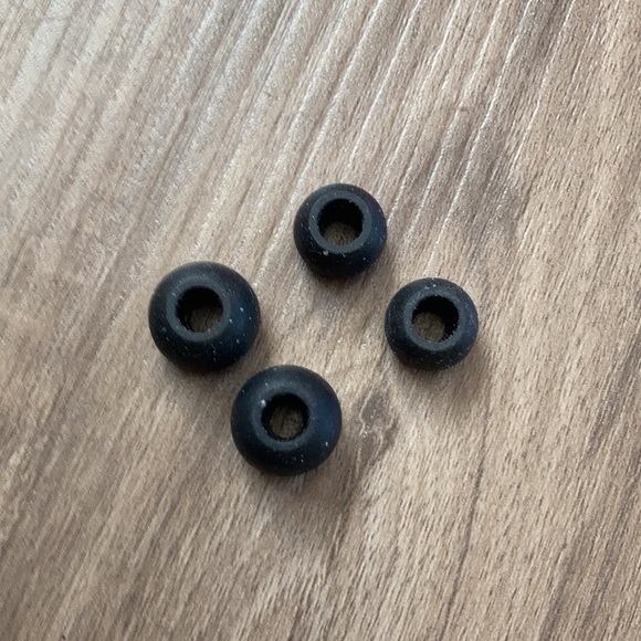 Beats wired earphones - Picture 2 of 4